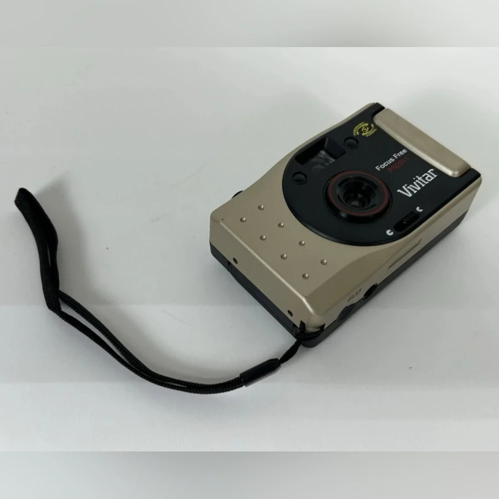 Vivitar Focus Free PN2011 Point and Shoot Film Camera